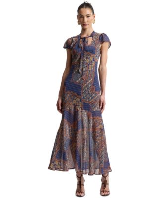 Women's Scoop Neck Tie Detail Godet Maxi Dress