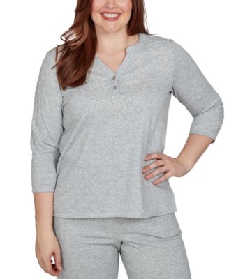 Petite 3/4-Sleeve Side-Slit Henley T-Shirt