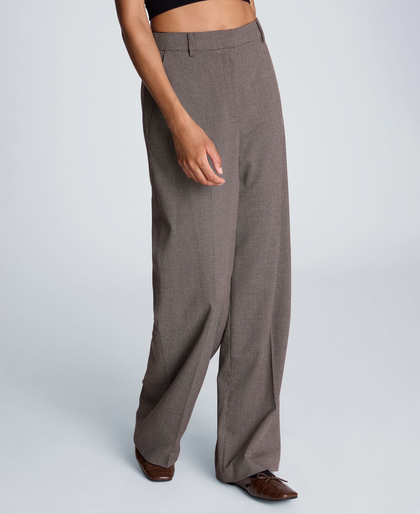 Женские брюки Kenneth Cole High-Waisted Wide-Leg Slash-Pocket, цвет: Чёрный разноцветный — фото 4
