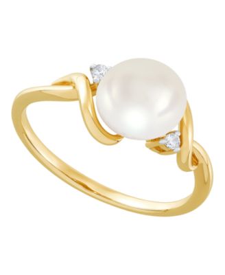 Cultured Freshwater Pearl 8-8.5mm and Diamond Accent Ring (1/6 ct. t.w.) in 10k Yellow Gold