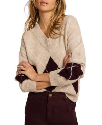 Women's Argyle Long-Sleeve V-Neck Sweater