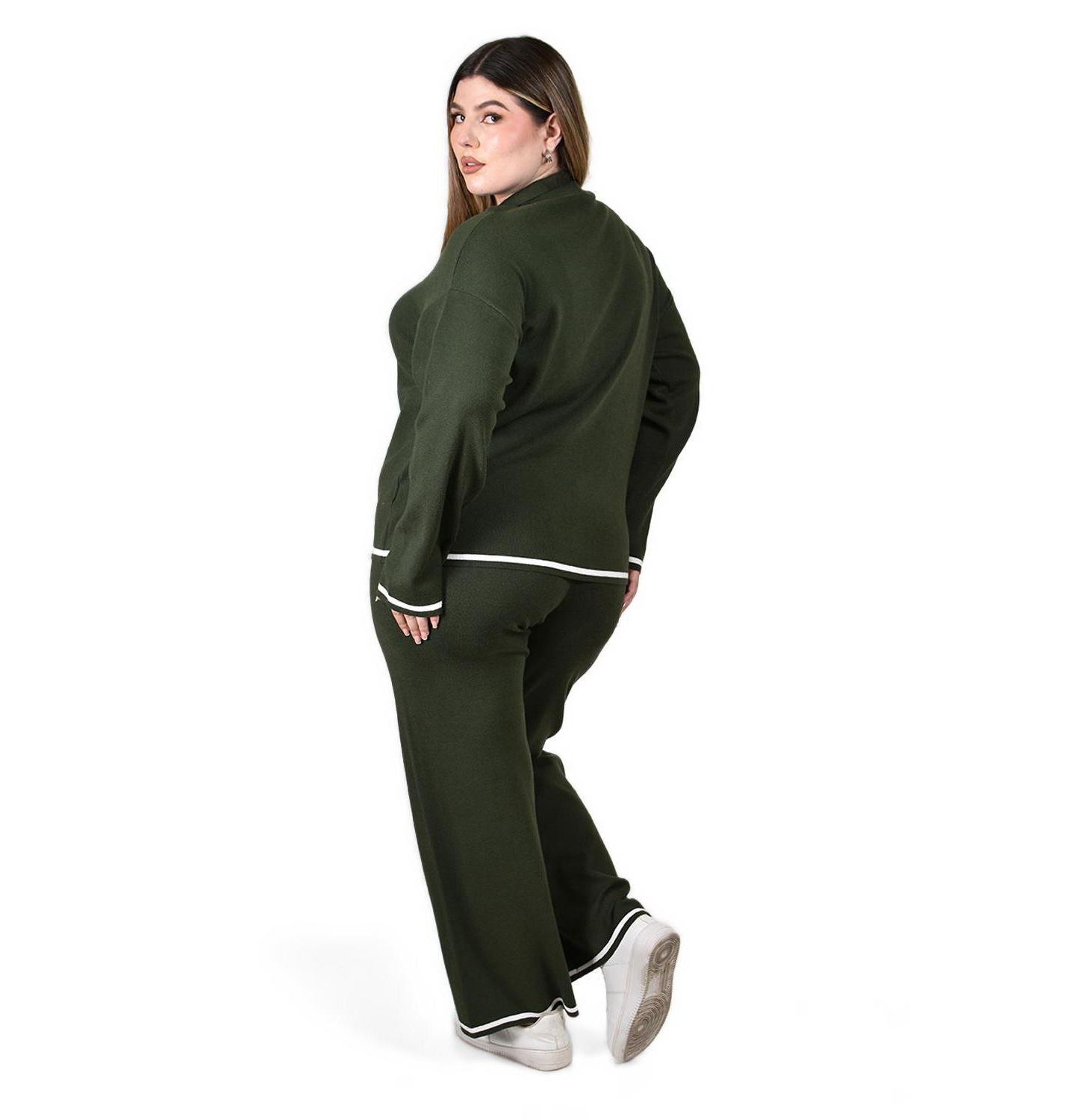 Женский комплект Roman Fashion Plus Size Knit Mock-Neck Zipper-Closure Sweater and Pants, 2-Piece Set, цвет: Зелёный — фото 3