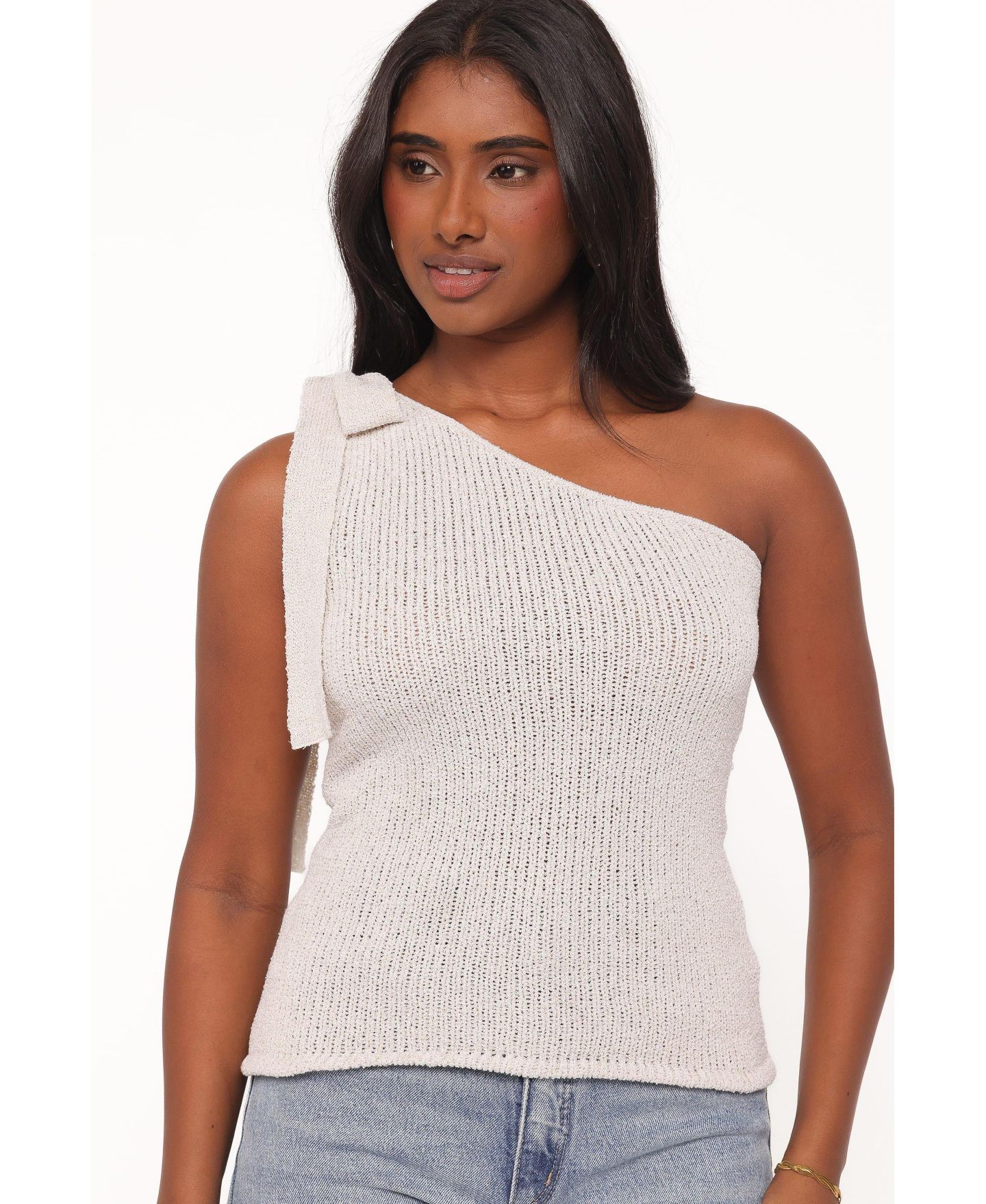 Женский топ Petal and Pup Jutta One Shoulder Knit, цвет: Бежевый — фото 1