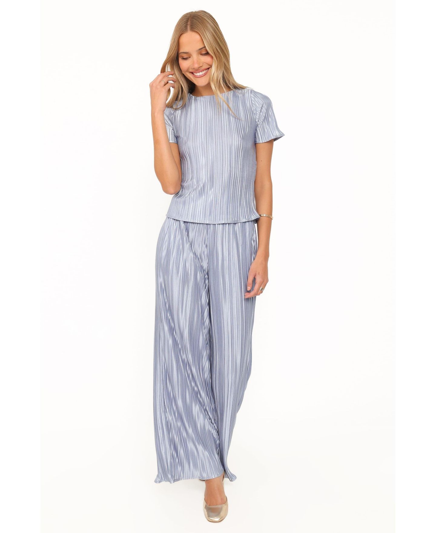 Женский комплект Petal and Pup Belli Short-Sleeve Pleated Wide-Leg Top and Pants, 2-Piece Set, цвет: Синий — фото 4