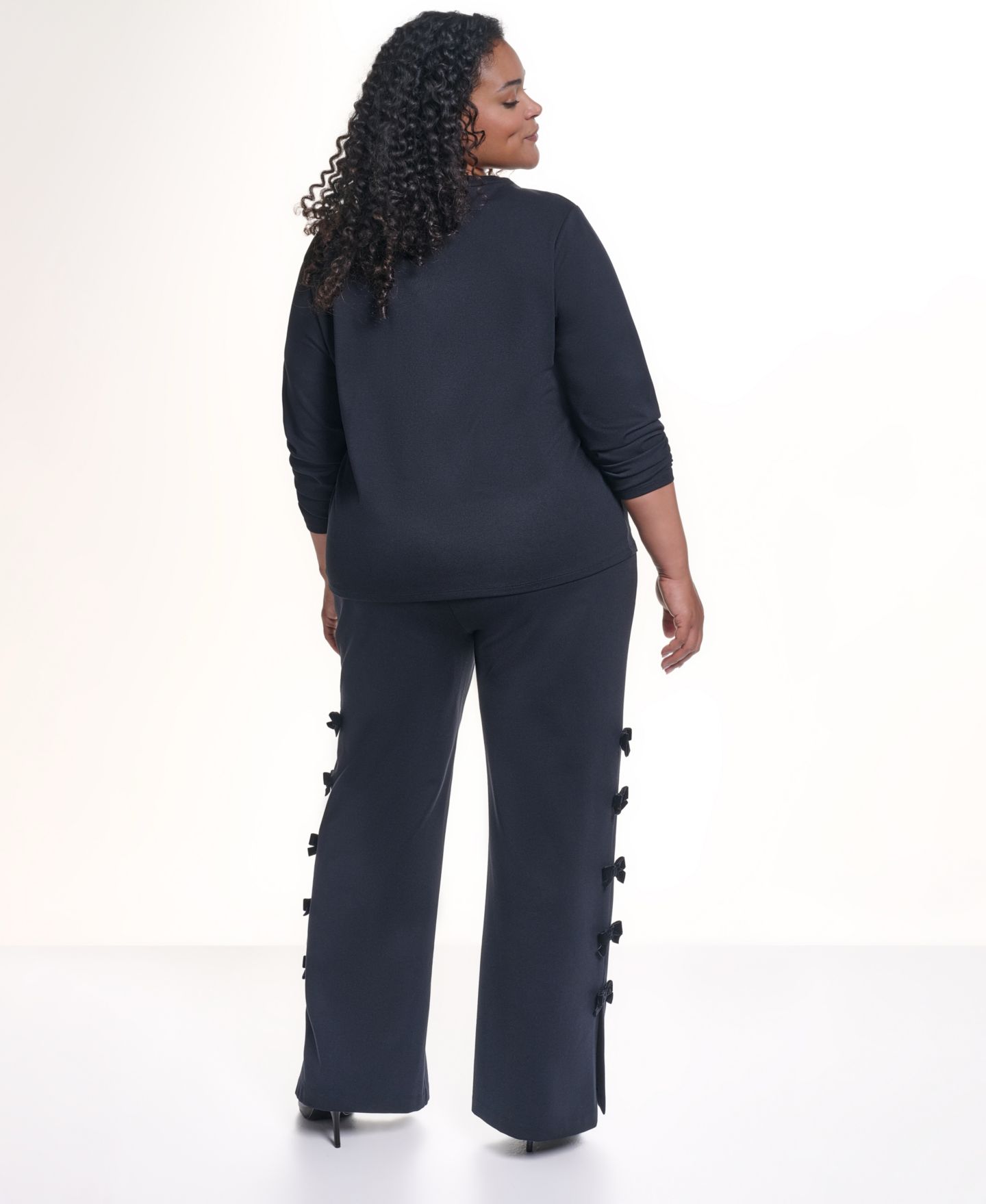 Женский топ KARL LAGERFELD PARIS Plus Size Long-Sleeve Crewneck Button-Front Top, цвет: Чёрный — фото 11