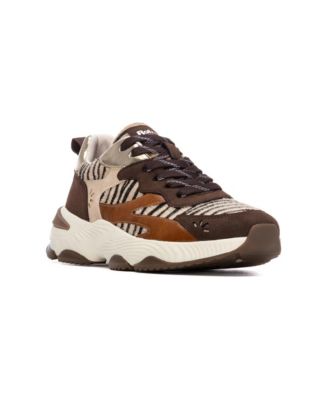 Women's Refresh Platform Slip-Resistant Sneakers