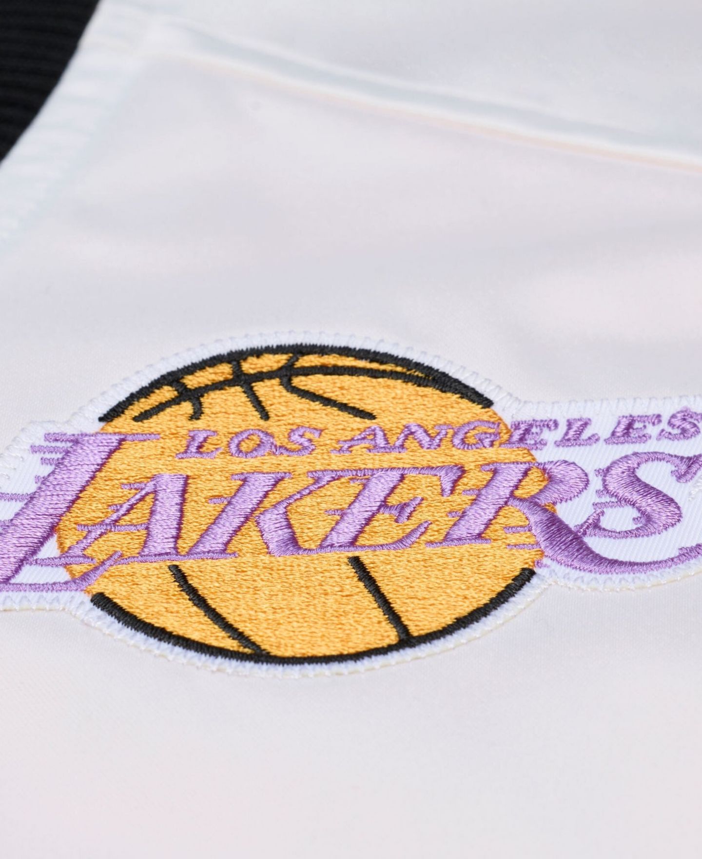 Мужская куртка Mitchell & Ness Black Los Angeles Lakers Hardwood Classics Head Coach Lightweight Satin Full-Snap — фото 3