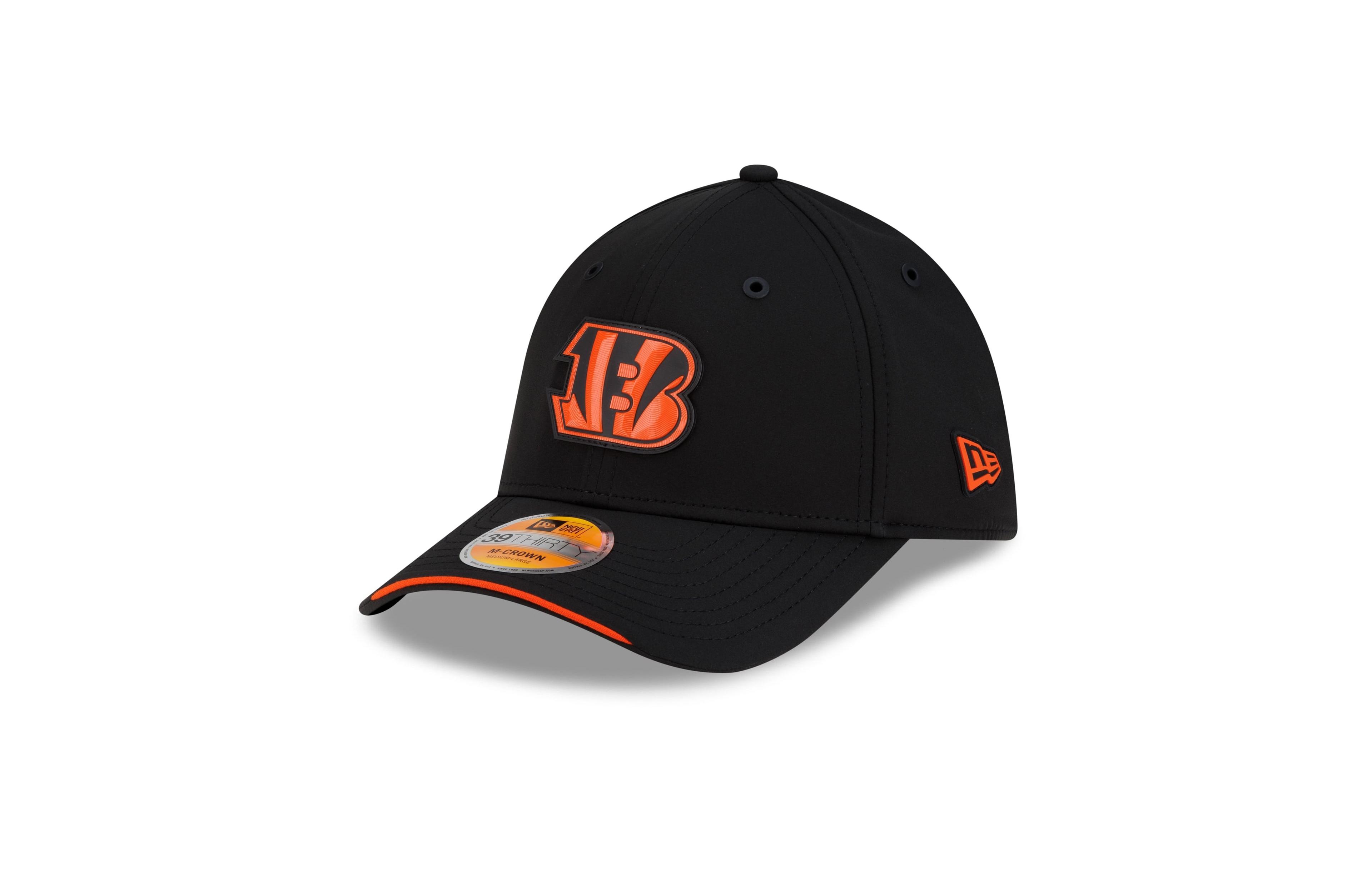 New Era Men's Black Cincinnati Bengals 2026 Sideline 39THIRTY M-Crown Flex Hat