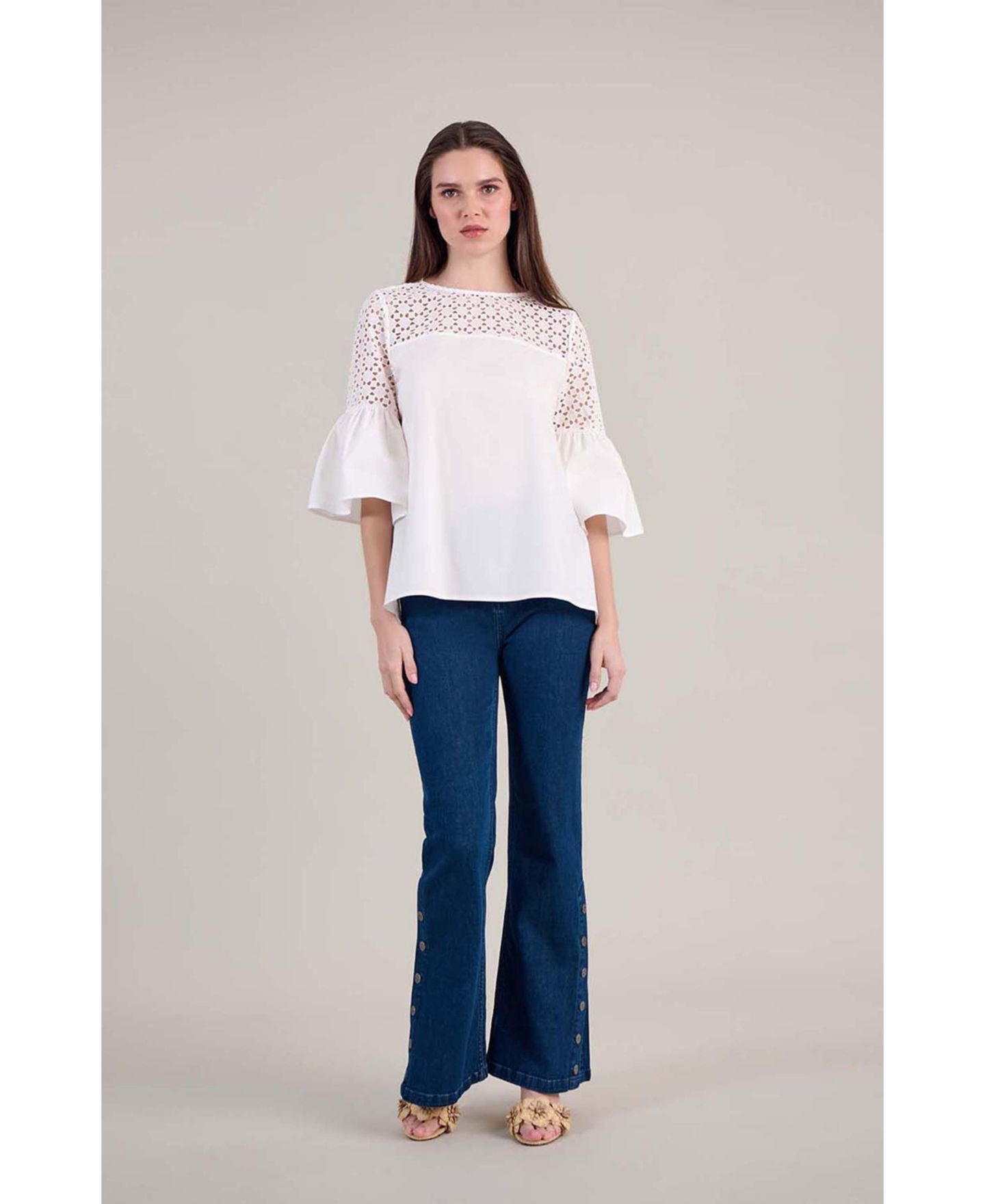 Женская футболка Anne Fontaine Piper Bell-Sleeve Geometric Eyelet Cotton-Blend Poplin, цвет: Белый — фото 7