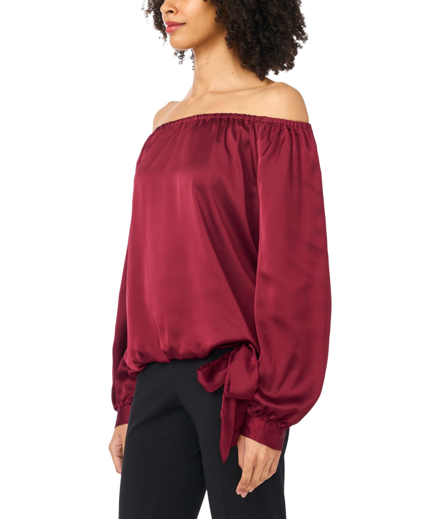 Женская блузка Vince Camuto Off-the-Shoulder Long-Sleeve Satin, цвет: Мерло — фото 2