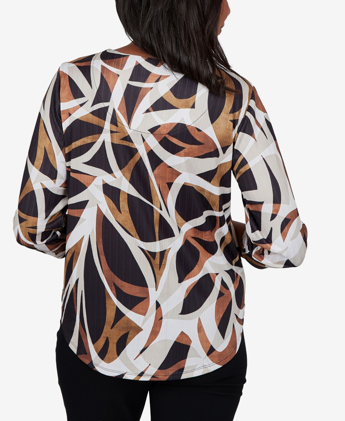 Женская блузка Alfred Dunner Petite Keyhole 3/4-Sleeve Print, цвет: Рыжевато-коричневый разноцветный — фото 5