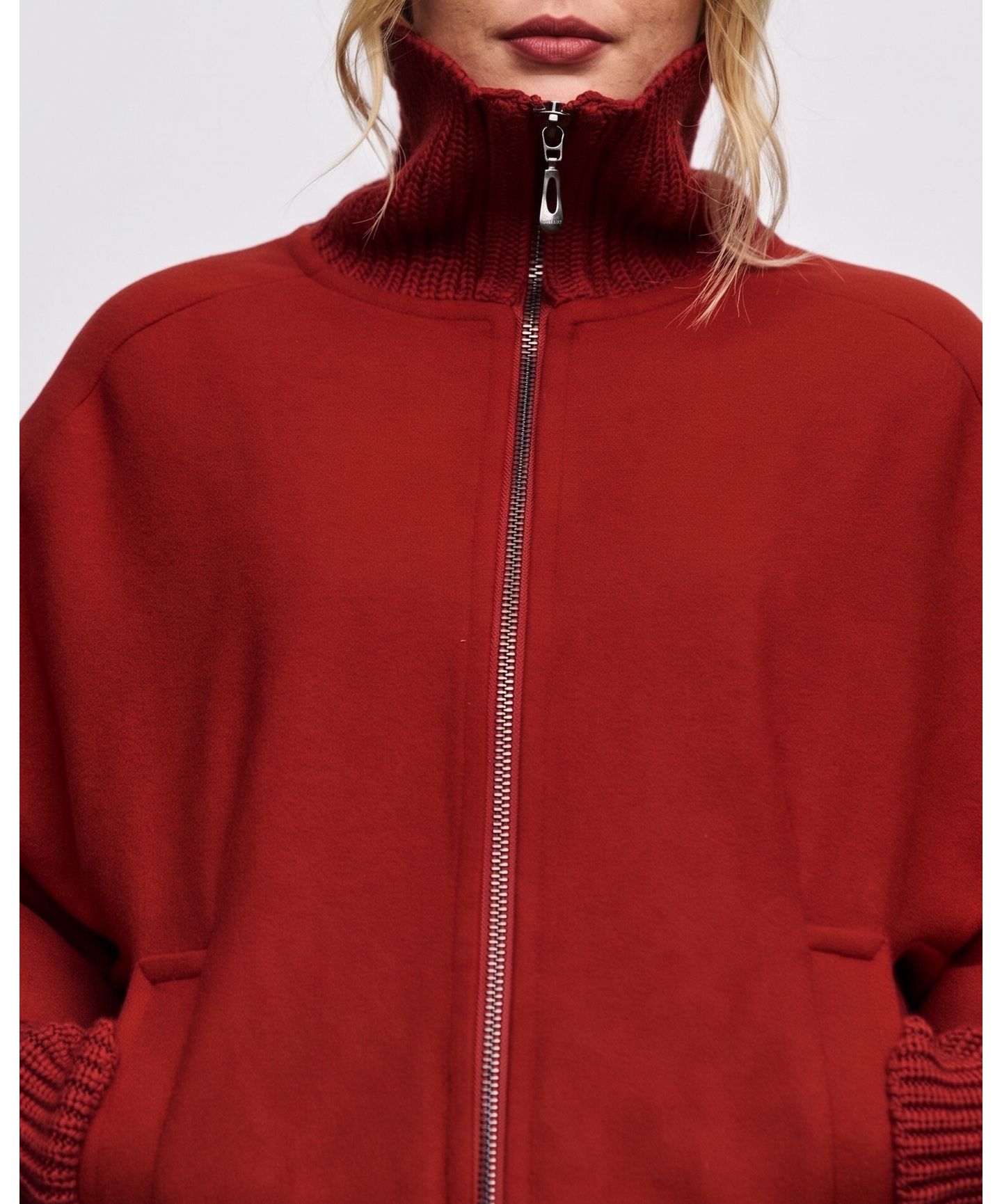 Женское пальто Universal Standard Plus Size Utopia Wool-Blend Funnel-Neck Cocoon, цвет: Красный — фото 4