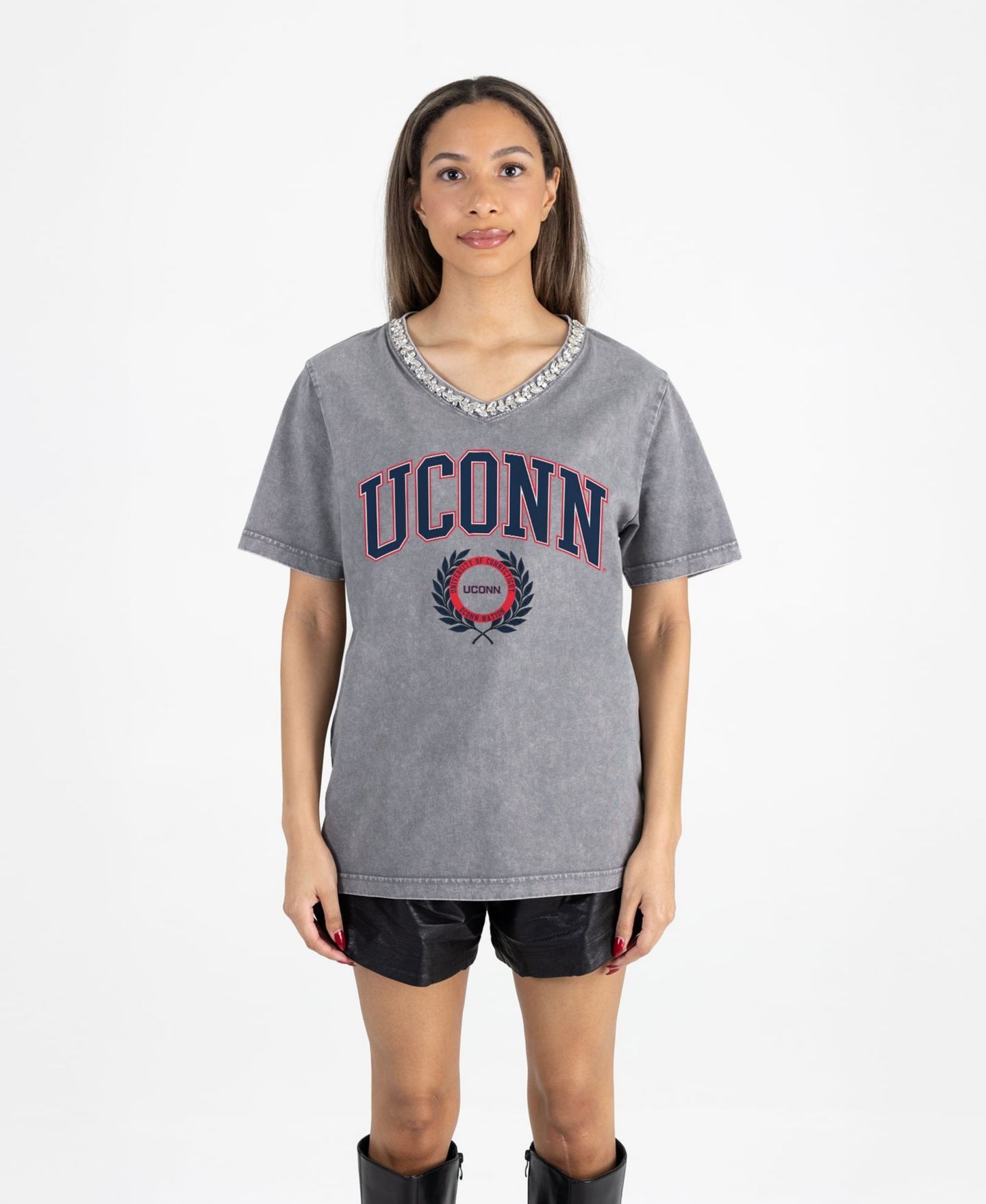Женская футболка Gameday Couture Gray UConn Huskies Iconic Edge Rhinestone V-Neck — фото 4