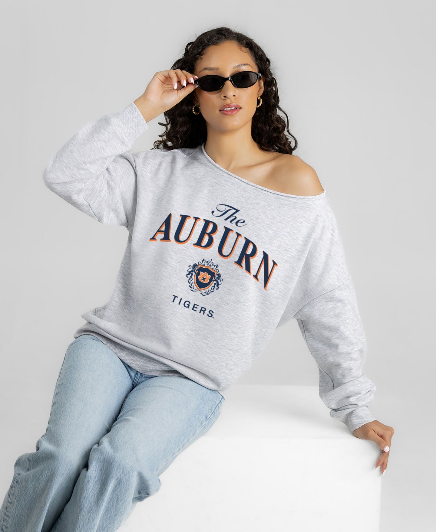 Женская толстовка Gameday Couture Ash Auburn Tigers Offsides Energy Off-Shoulder — фото 5