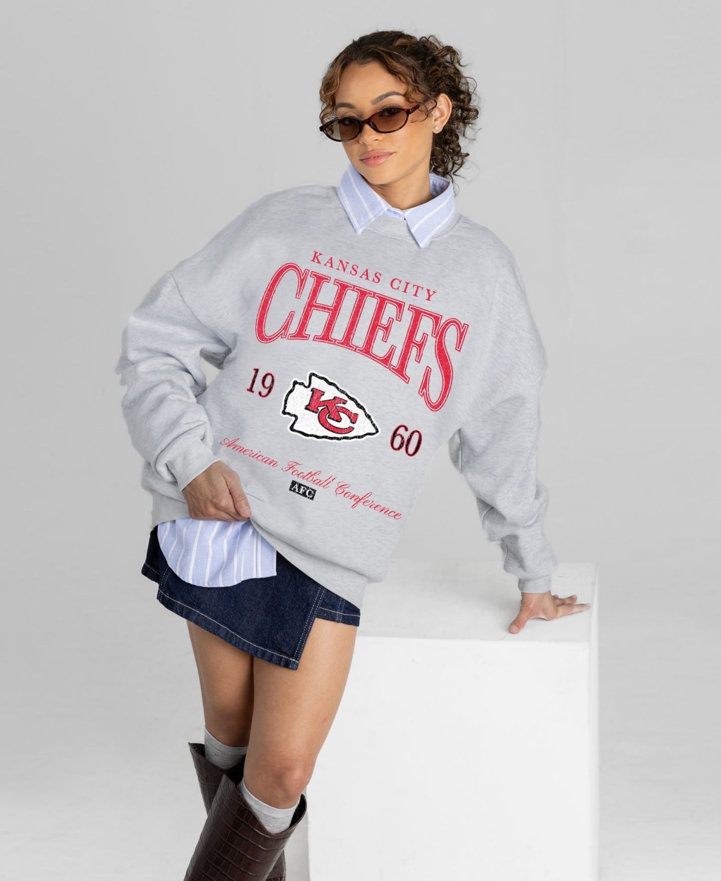 Женская толстовка Gameday Couture Ash Kansas City Chiefs Instant Classic Oversized Premium Drop Shoulder — фото 4