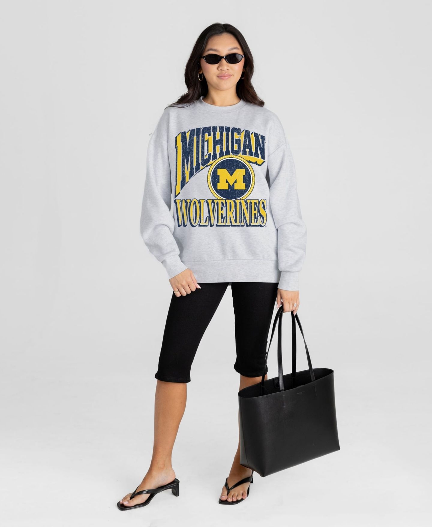 Женская толстовка Gameday Couture Ash Michigan Wolverines Game On — фото 4