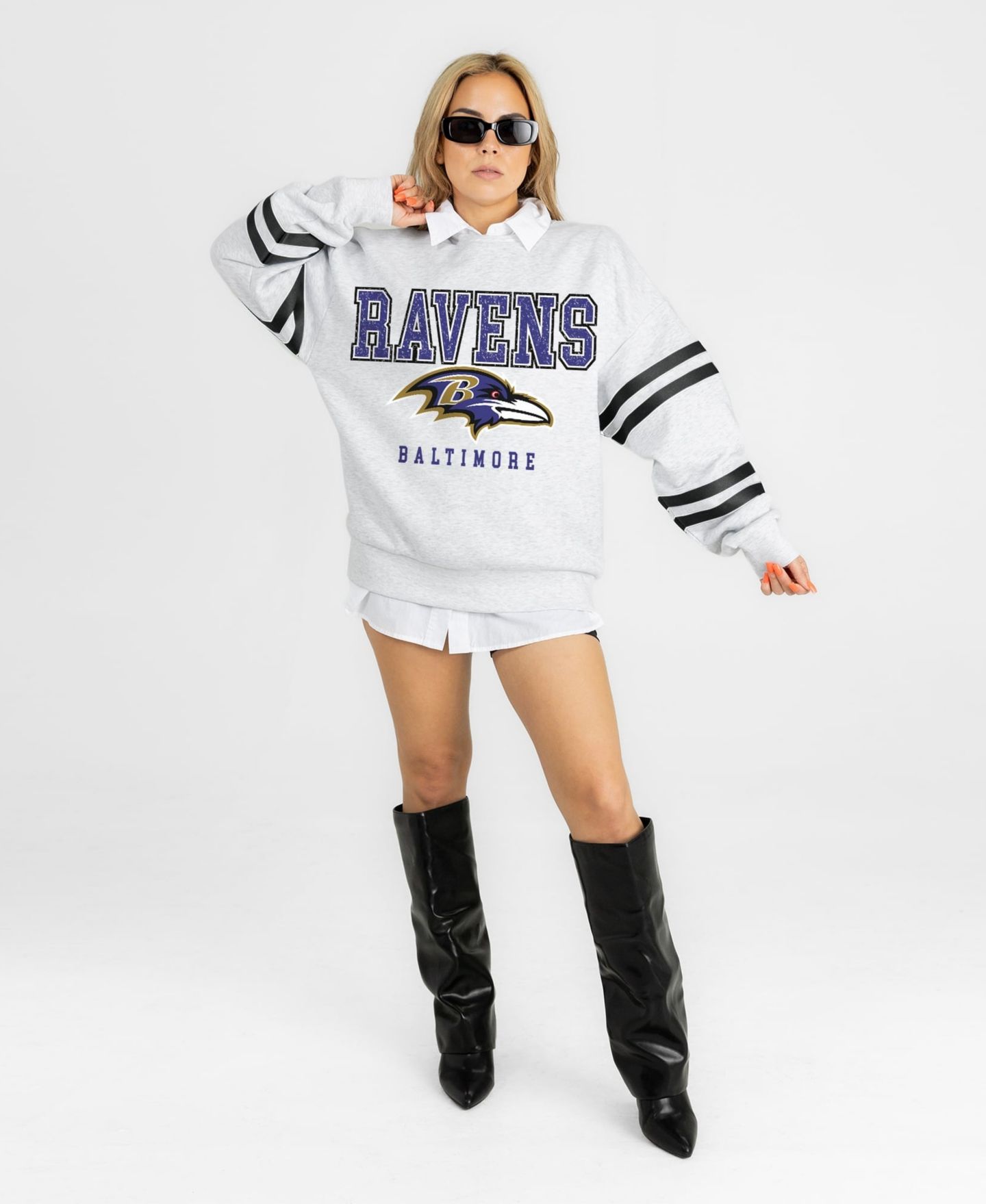 Женская толстовка Gameday Couture Ash Baltimore Ravens Stadium Stripes Oversized Fleece — фото 3