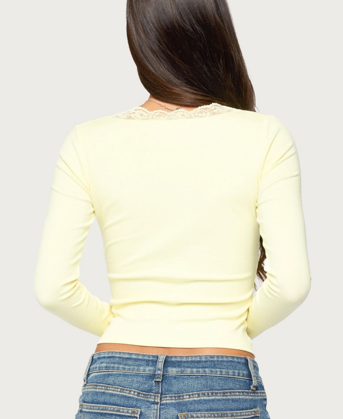 Женский топ Edikted Aima Lace Long-Sleeve Crop, цвет: Жёлтый — фото 2