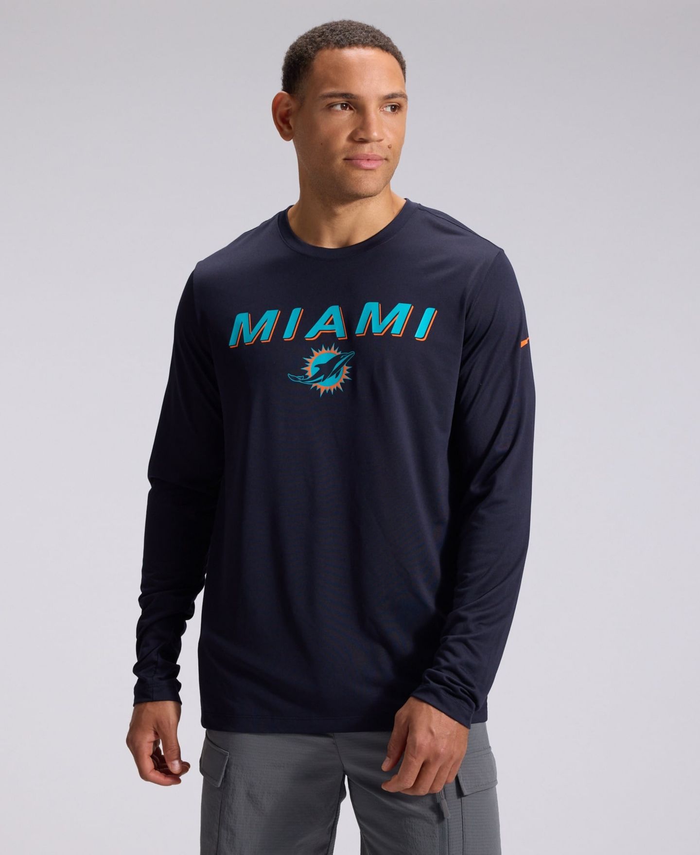 Мужская футболка Nike Navy Miami Dolphins Rivalries Collection Sideline Legend Long-Sleeve — фото 1