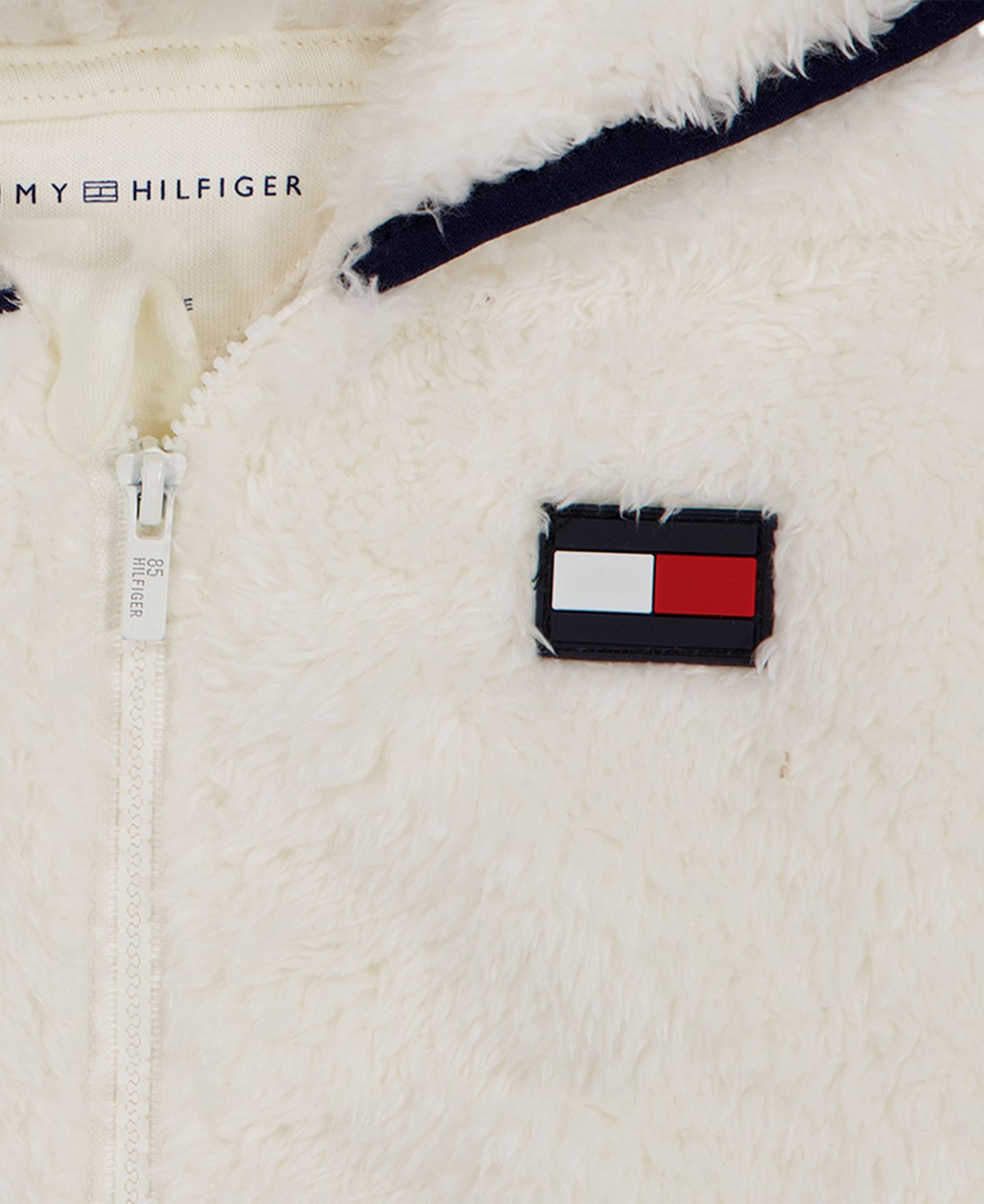Tommy Hilfiger Baby Boys' Sherpa Hooded Hoodie, Logo T-Shirt and Pants, 3-Piece Set, цвет: Ванильный / Тёмно-синий — фото 5