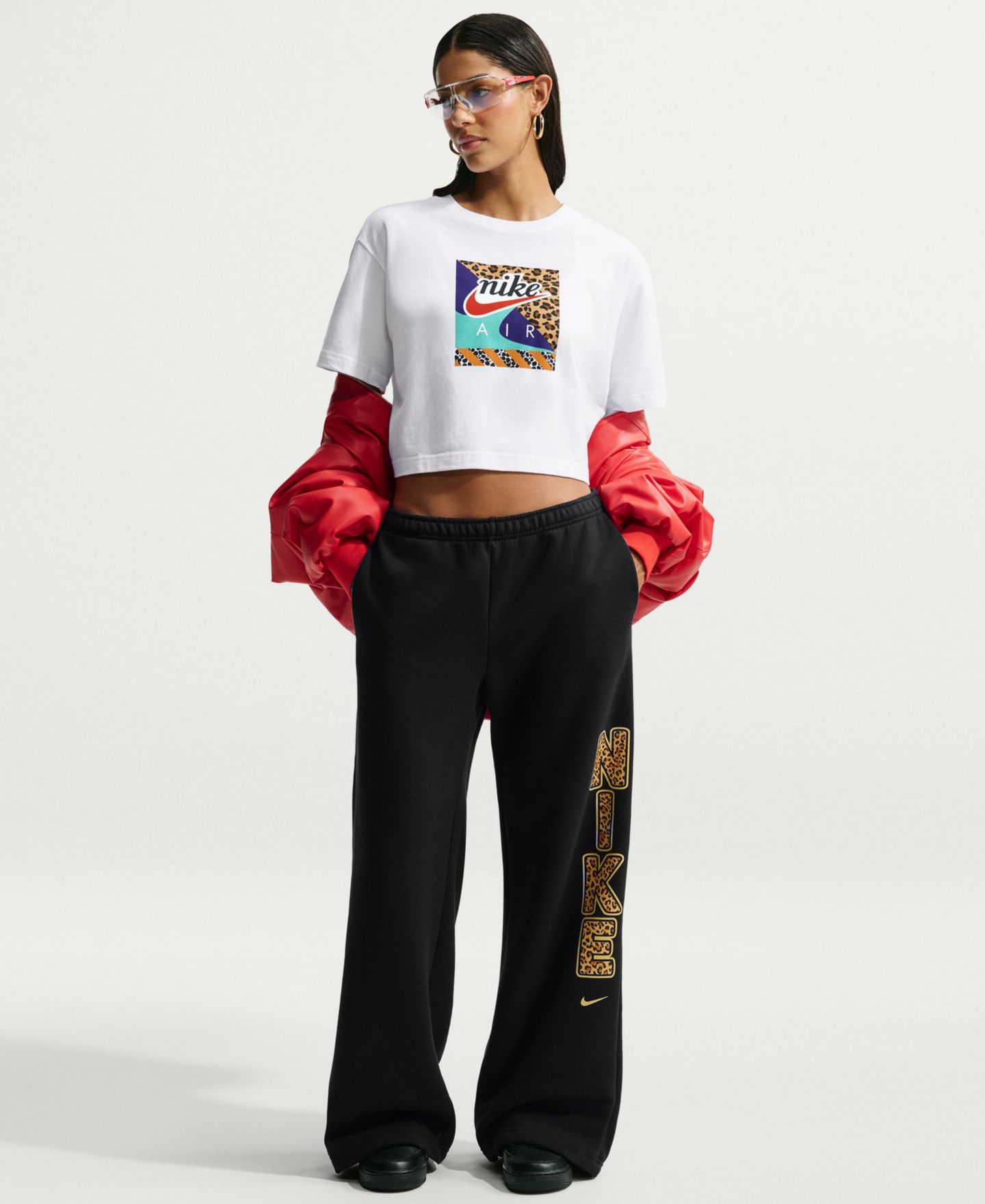 Женские брюки Nike Studio Fleece Mid-Rise Wide-Leg, цвет: Чёрный — фото 2
