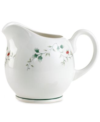 Pfaltzgraff - Winterberry Gravy/Sauce Pitcher, 24 oz.