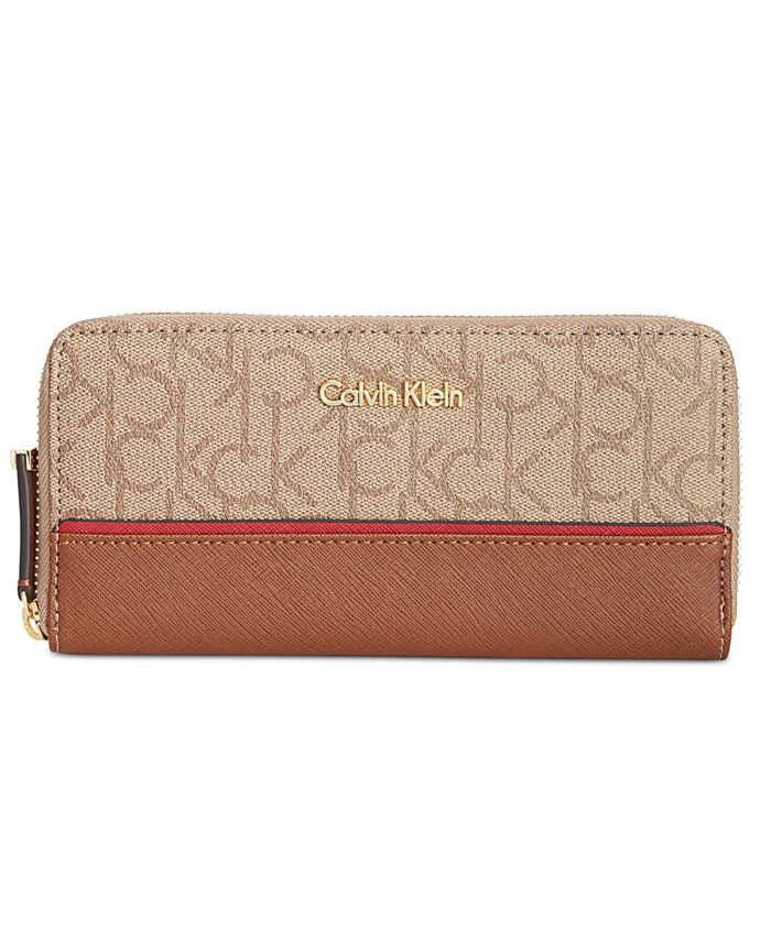 Het beste neef Openlijk Calvin Klein Monogram Wallet & Reviews - Handbags & Accessories - Macy's