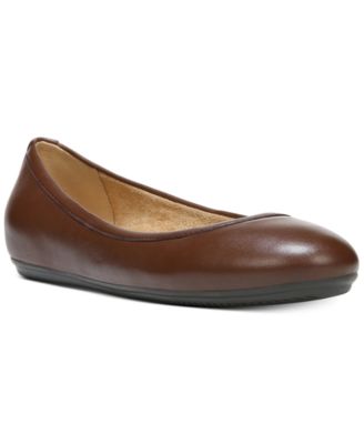 naturalizer gilly flat