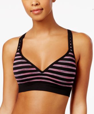 seamless molded cup sports bra