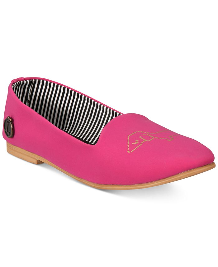 Flats loly in the sky store