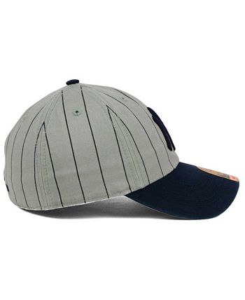 47 Brand MLB NY Yankees baseball cap in white with black pinstripes