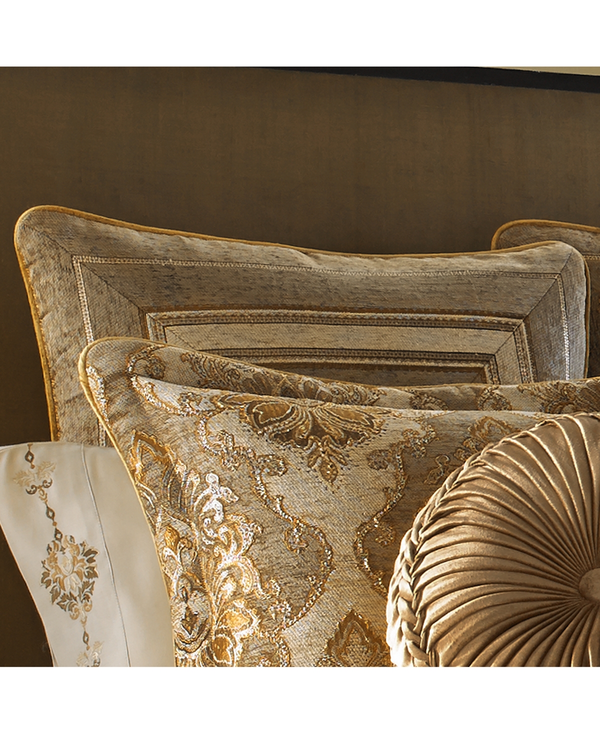 J Queen New York Bradshaw Decorative Pillow, 20" x 20"