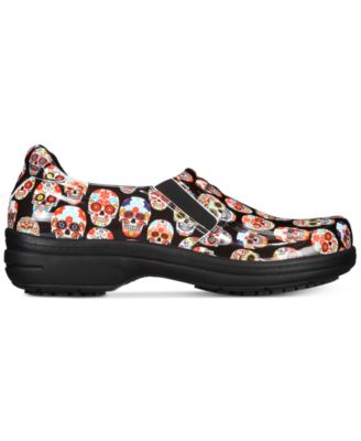 Easy Works by Bind Slip-on Clogs