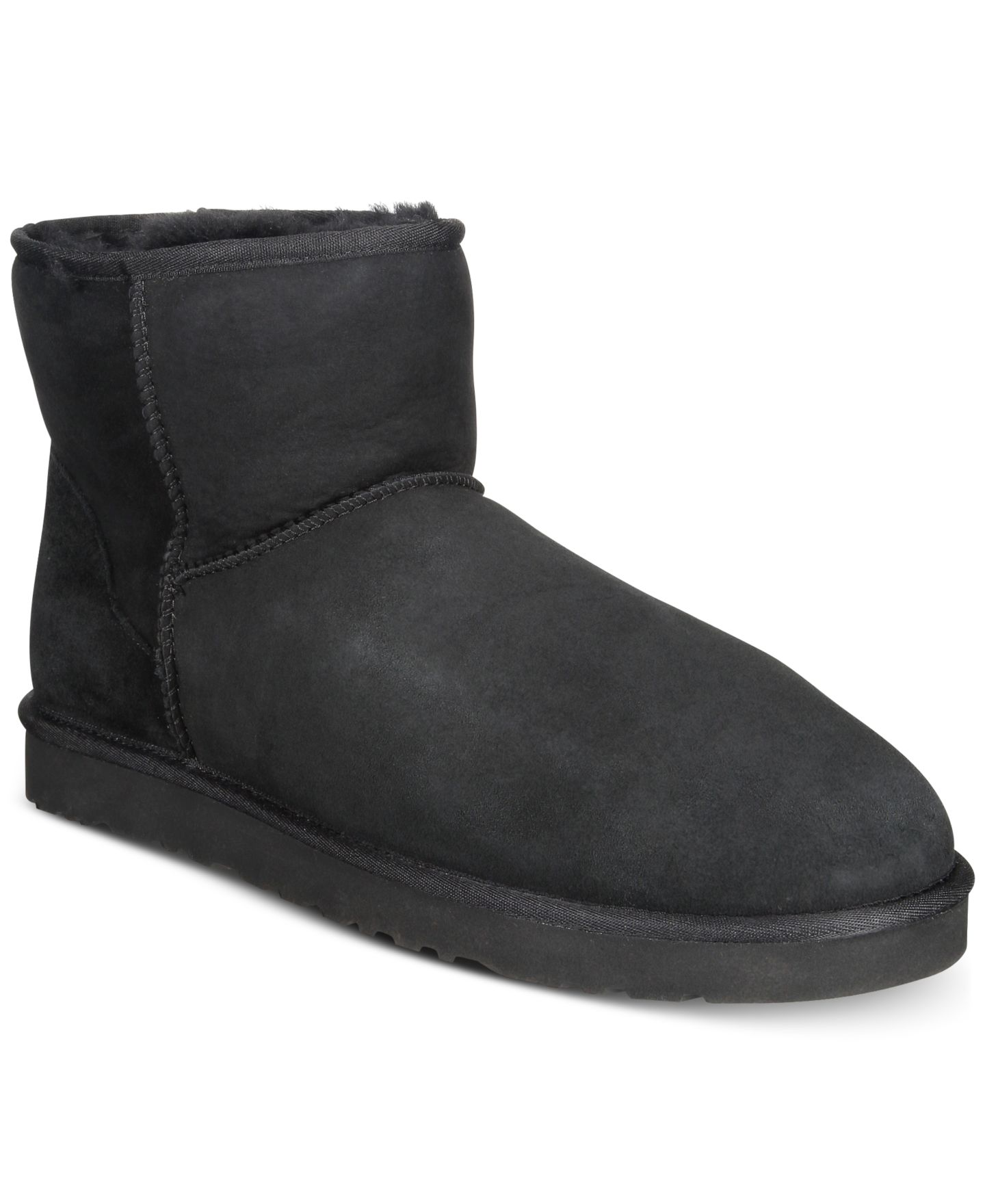 Мужские ботинки UGG® Classic Mini, цвет: Чёрный — фото 1