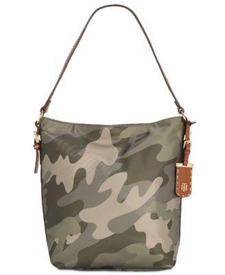 tommy hilfiger julia camo crossbody