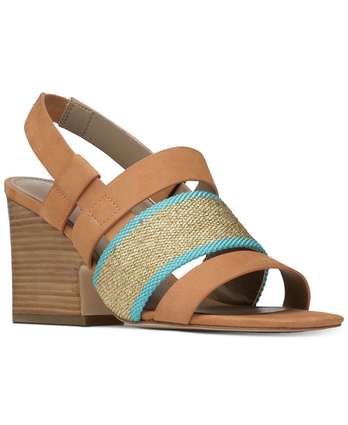Macys donald 2025 pliner shoes