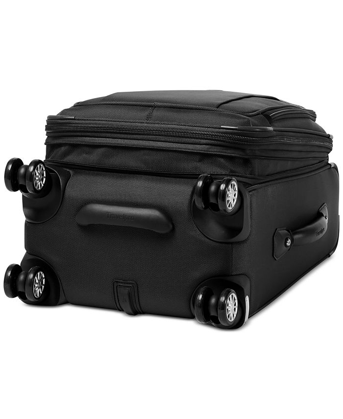 travelpro platinum magna expandable spinner suitcase