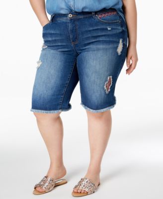 plus size shredded shorts