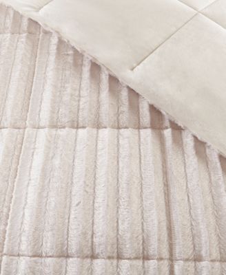 Duke Reversible Faux Fur Comforter Sets