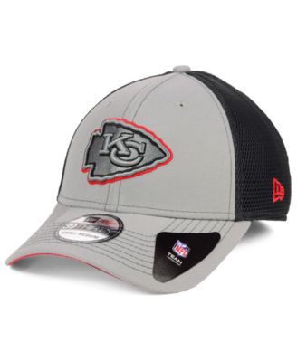 thumbnail image 2 of Kansas City Chiefs New Era ToneTech 39Thirty Flex Hat – Black, NFL On-Field Cap 2 of 5