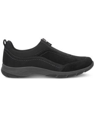 easy spirit cave flats