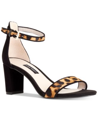 nine west leopard sandals
