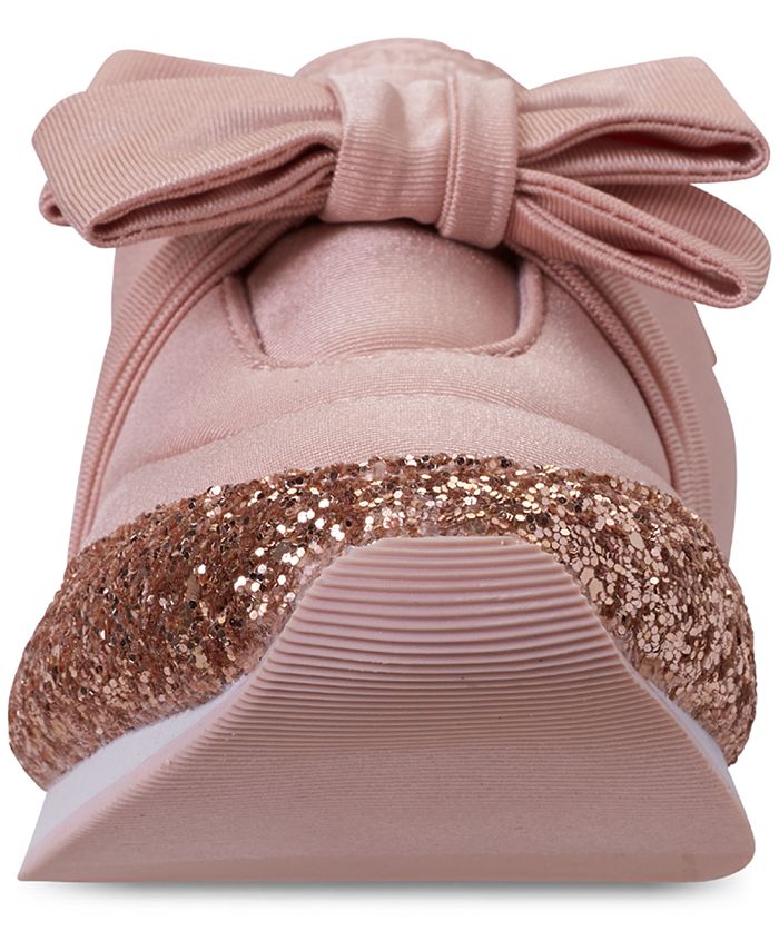 nine west active joggers