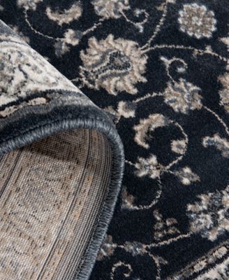 CLOSEOUT! Largo Isfahan 5'3" x 7'7" Area Rug