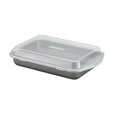 Nonstick 9" x 13" Cake Pan with Lid