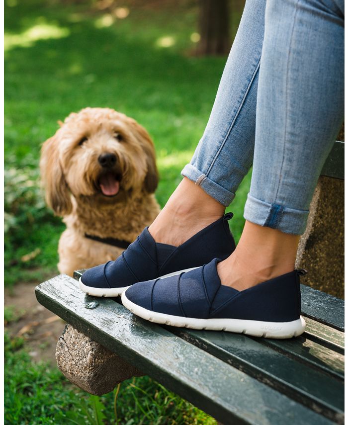 Isotoner Signature Zenz from Isotoner Women's Indoor/Outdoor Pintuck ...