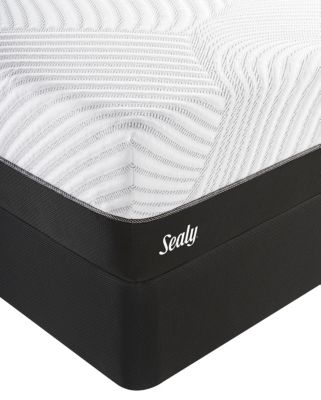Sealy - Conform 10" High Spirits Firm Mattress Set - King
