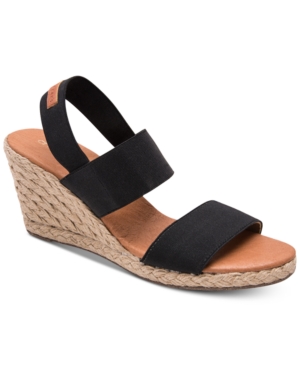Andre Assous Allison Wedge Sandals In Black