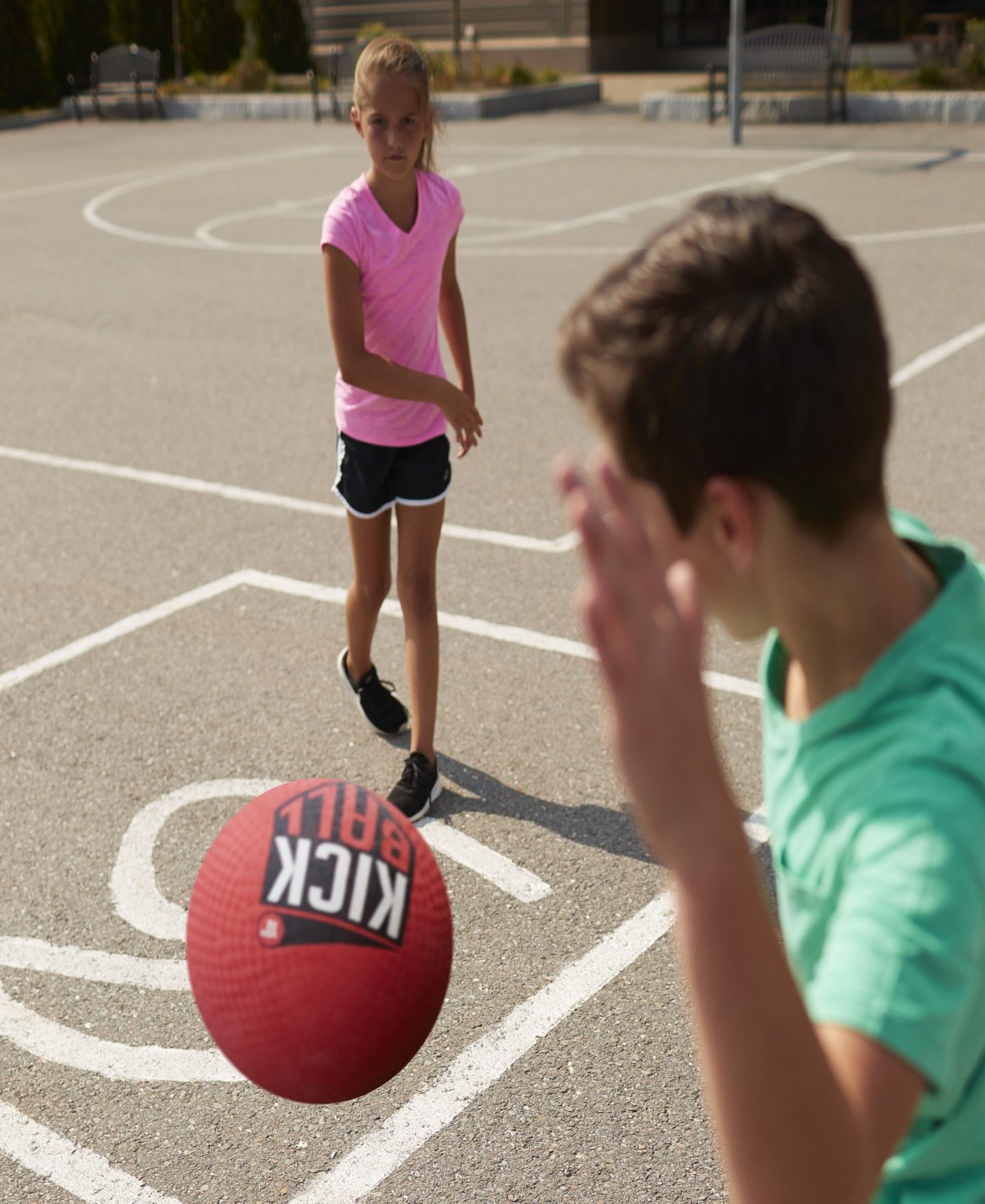 Детская игрушка Franklin Sports 10" Textured Rubber Kickball, Ages 5+ — фото 2