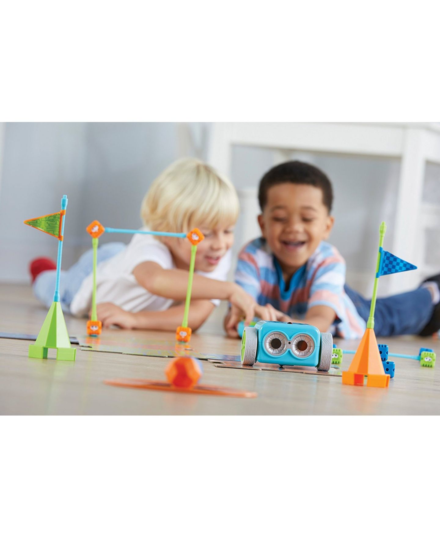 Детские игрушки Learning Resources Botley Screen-Free Coding Robot Kit, Ages 5+ — фото 3